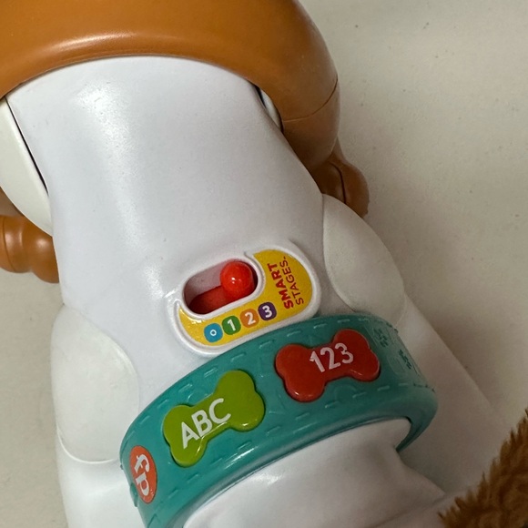 Fisher-Price 1-2-3 Crawl with Me Puppy learning and wiggles toy - Picture 5 of 11
